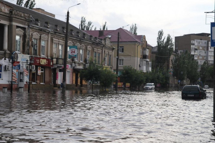Затоплені вулиці Бердянська 