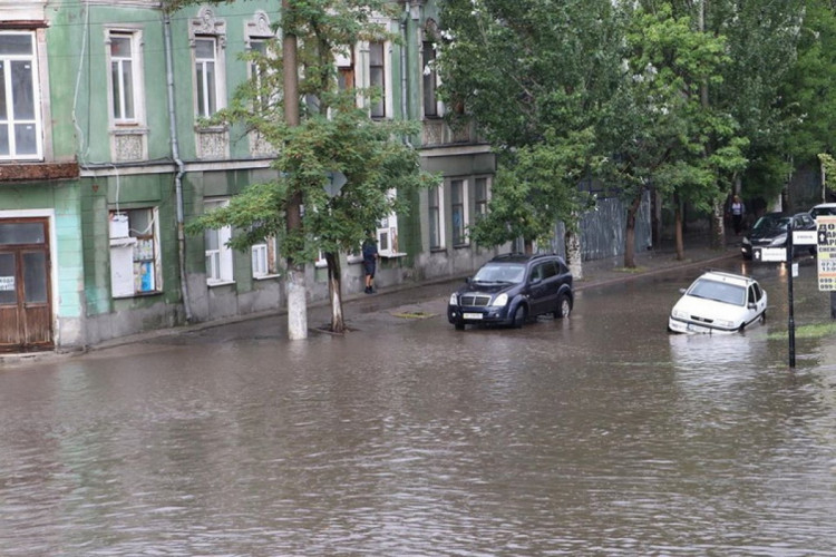 Затоплені вулиці Бердянська