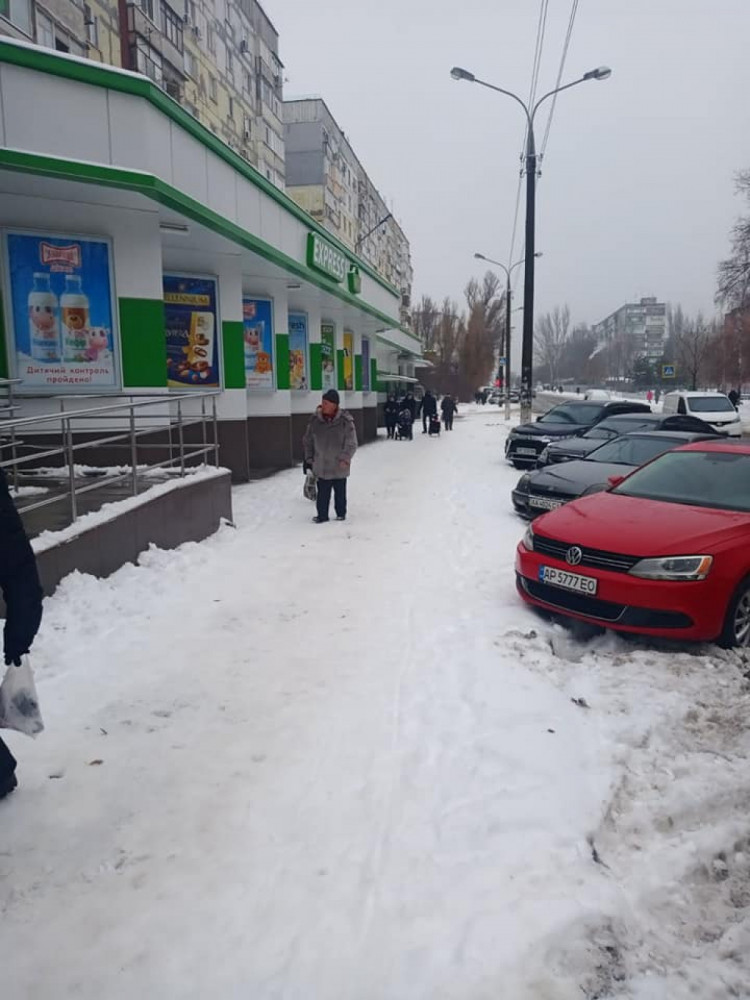 У Запоріжжі супермаркет сплатить штраф за нехтування снігоборотьбою