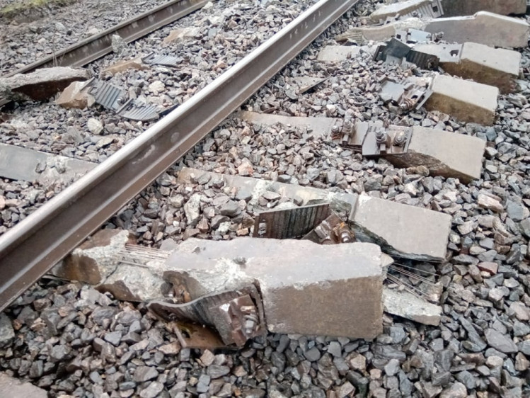 Через залізничну аварію між Запоріжжям і Дніпром можливі затримки щонайменше сімох поїздів