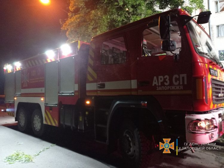 Жителей были эвакуированы ночью из дома в Шевченковском районе из-за пожара