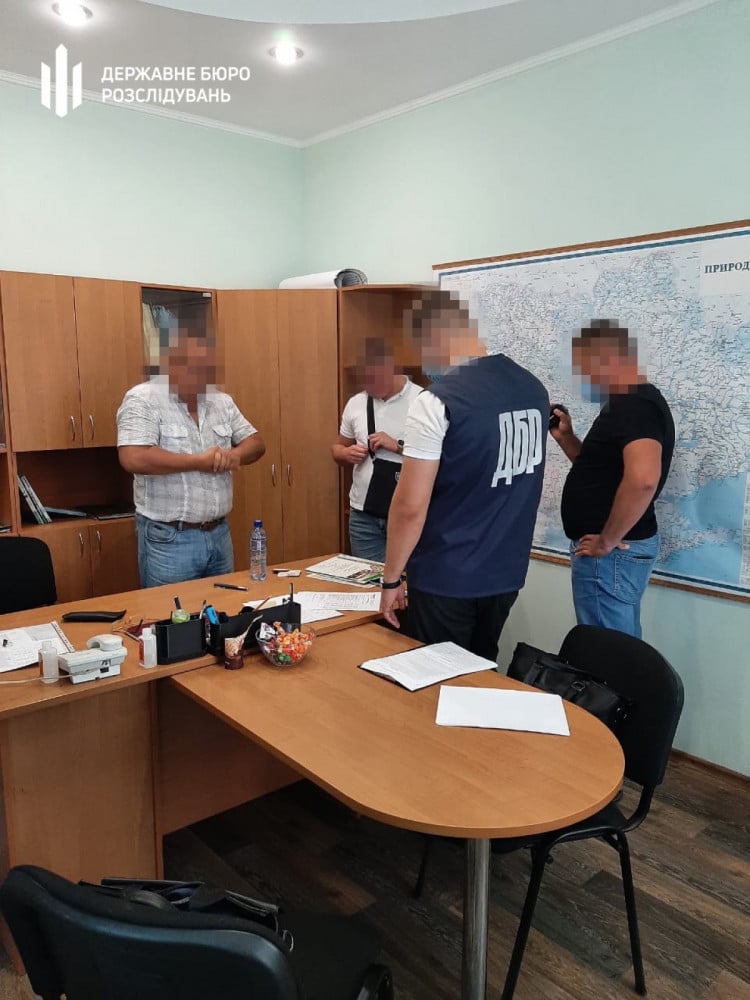 Следователи Государственного бюро расследований задержали руководителя Азово-Сивашский национальный природный парк