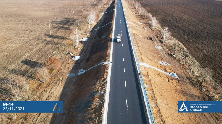 У Мелітопольському районі шляховики завершили ремонт ще однієї ділянки міжнародної траси